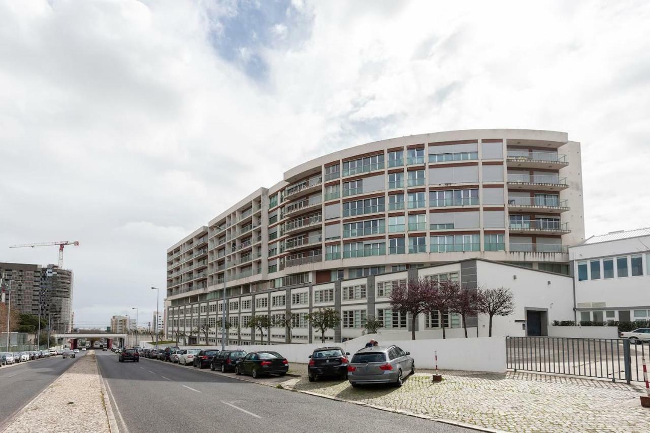 Lisbon Metro Apartment Лиссабон Экстерьер фото